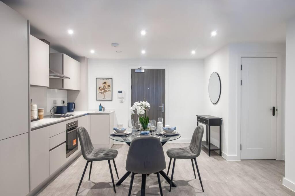 Stylish Sleep 4 Digbeth Center Db2 Apartment